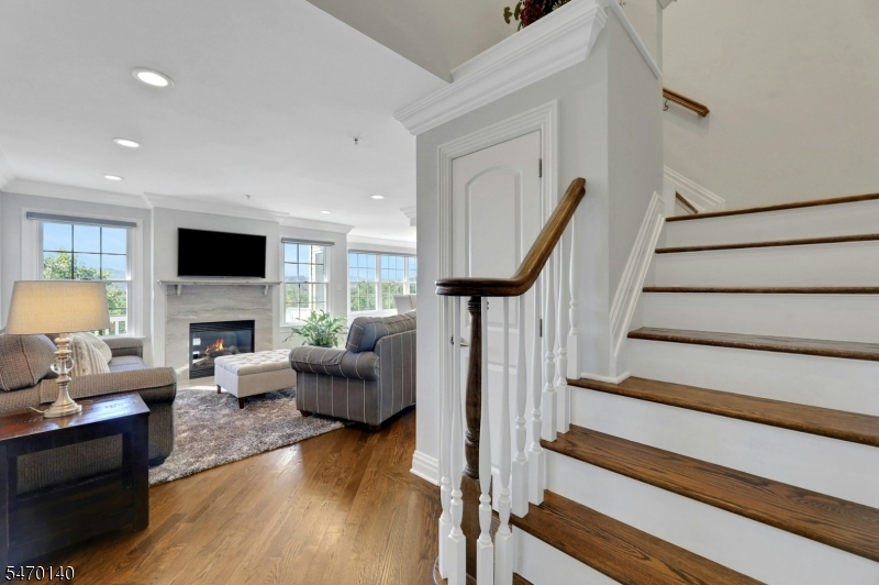 74 Lakeview Court Pompton Lakes NJ 07442