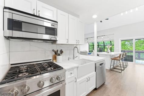 2 Falkenstein Drive Vernon NJ 07462