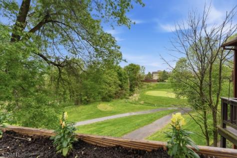 2 Falkenstein Drive Vernon NJ 07462
