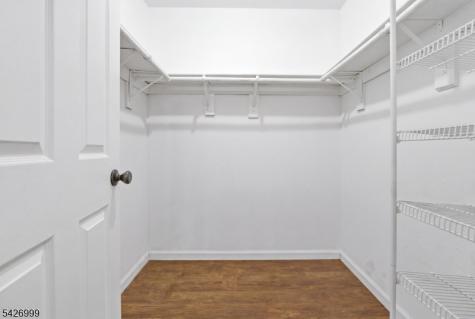 55 Oswestry Way Franklin NJ 08873