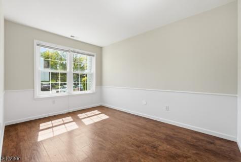 55 Oswestry Way Franklin NJ 08873