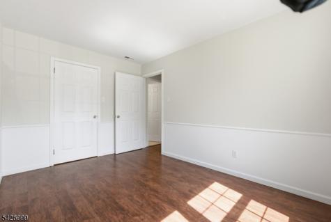 55 Oswestry Way Franklin NJ 08873