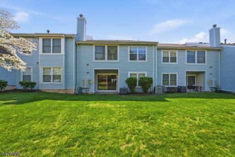55 Oswestry Way Franklin NJ 08873