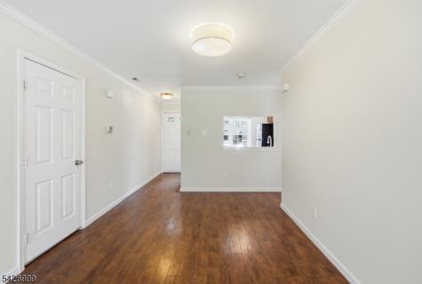 55 Oswestry Way Franklin NJ 08873