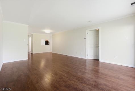 55 Oswestry Way Franklin NJ 08873