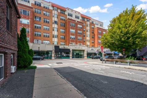 48 S Park Street Montclair NJ 07042