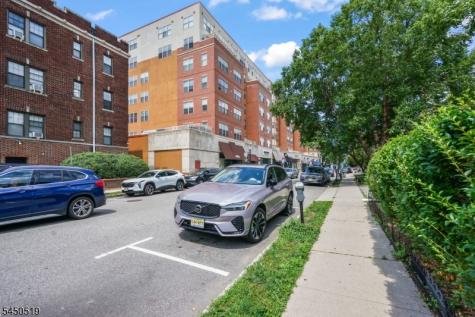 48 S Park Street Montclair NJ 07042