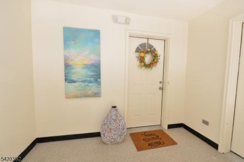20 Parkside Court Wayne NJ 07470