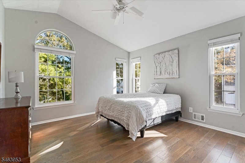 31 Witherspoon Court Morris NJ 07960