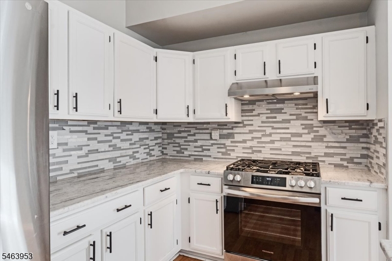 31 Witherspoon Court Morris NJ 07960