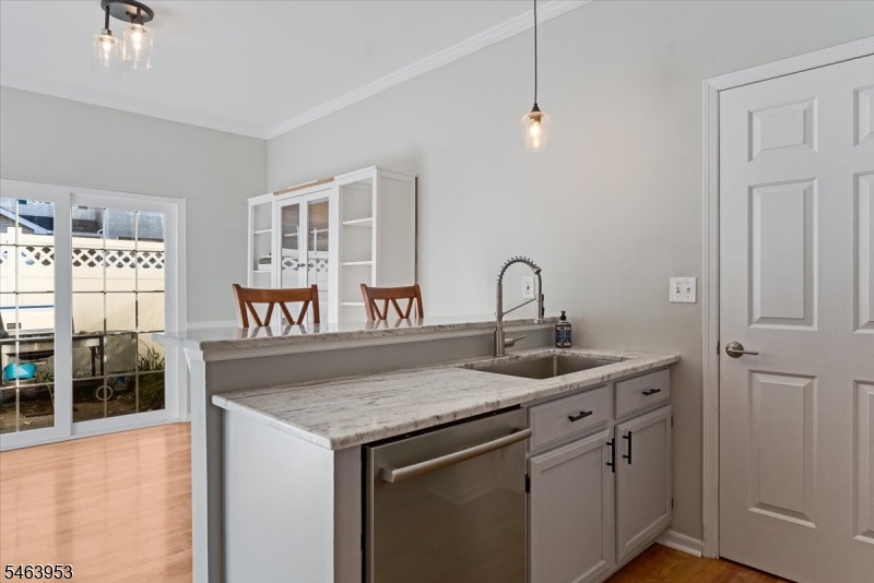 31 Witherspoon Court Morris NJ 07960