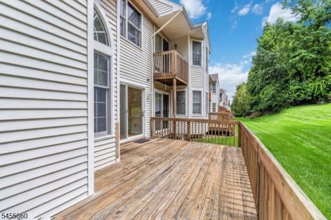 44 Ryan Lane Lincoln Park NJ 07035