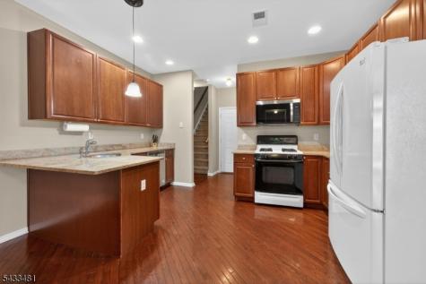 21 Samson Drive Raritan NJ 08822