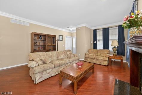 21 Samson Drive Raritan NJ 08822