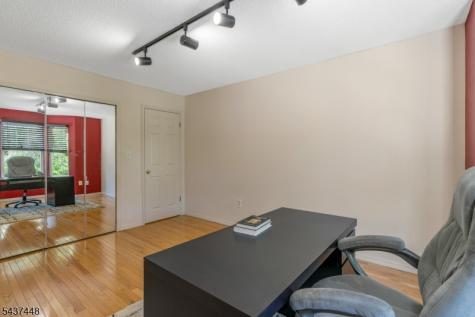 34 Topaz Drive Franklin NJ 08823