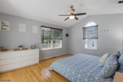 34 Topaz Drive Franklin NJ 08823