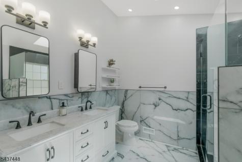 34 Topaz Drive Franklin NJ 08823