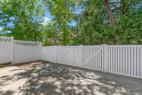 34 Topaz Drive Franklin NJ 08823