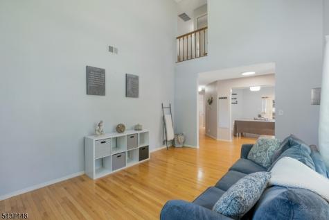 34 Topaz Drive Franklin NJ 08823