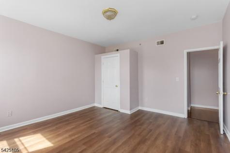 133 N Maple Avenue East Orange NJ 07017