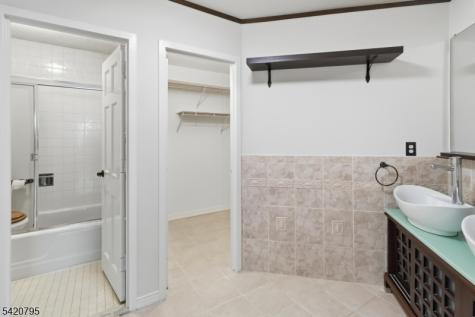 2 Claridge Drive Verona NJ 07044