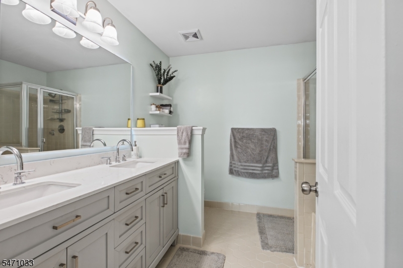 1218 Magnolia Lane Branchburg NJ 08876