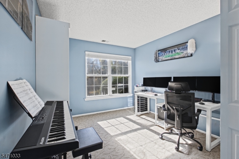 1218 Magnolia Lane Branchburg NJ 08876