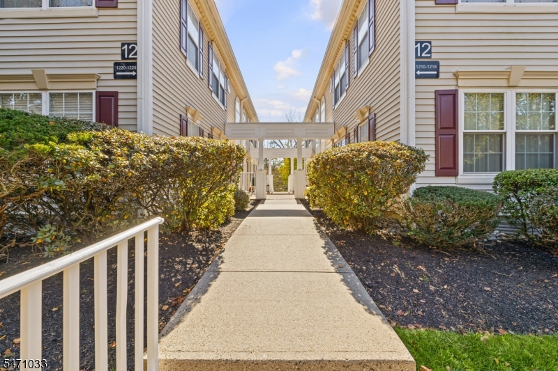 1218 Magnolia Lane Branchburg NJ 08876