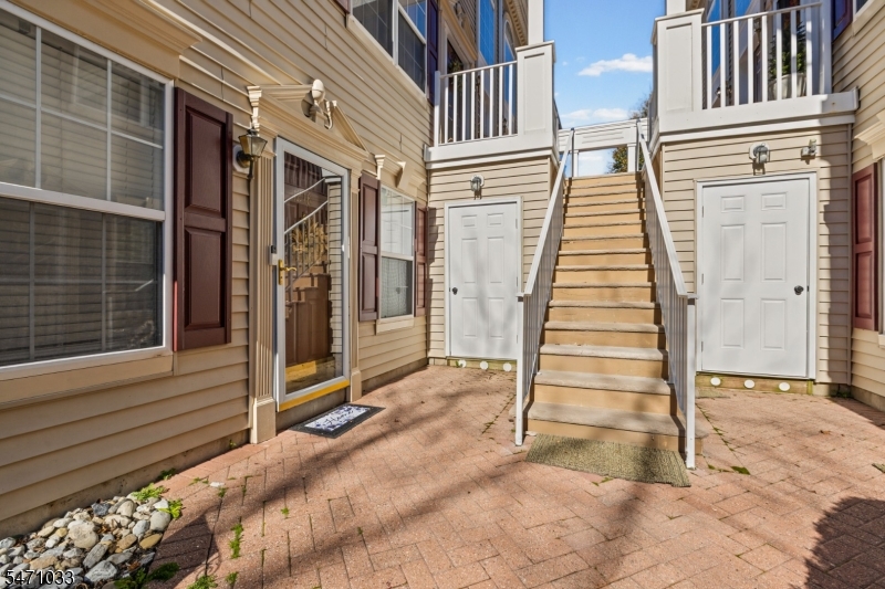 1218 Magnolia Lane Branchburg NJ 08876