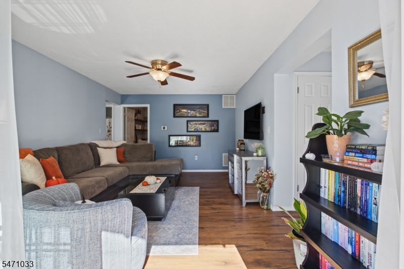 1218 Magnolia Lane Branchburg NJ 08876