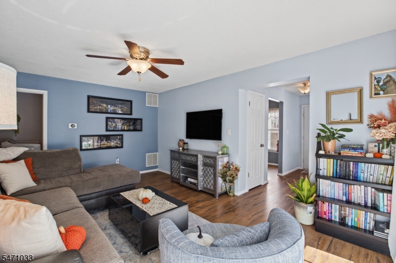 1218 Magnolia Lane Branchburg NJ 08876