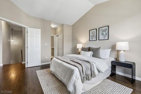 22 Devonshire Drive Clifton NJ 07013