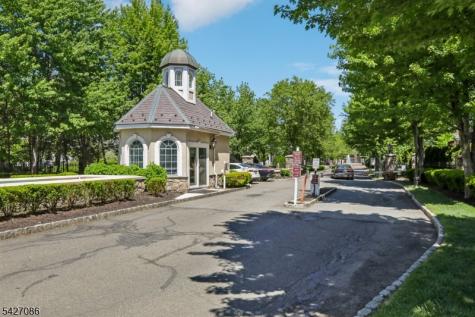 22 Devonshire Drive Clifton NJ 07013