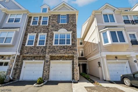 22 Devonshire Drive Clifton NJ 07013