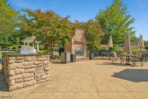 17 Lara Place Warren NJ 07059