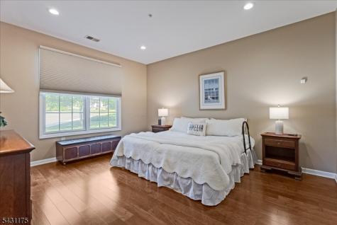 17 Lara Place Warren NJ 07059
