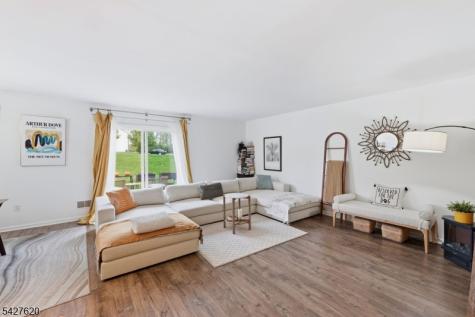 4 Mulberry Lane Hardyston NJ 07419
