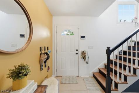 4 Mulberry Lane Hardyston NJ 07419