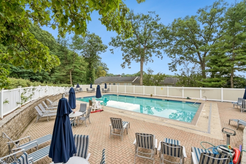 718 Buckland Court Denville NJ 07834