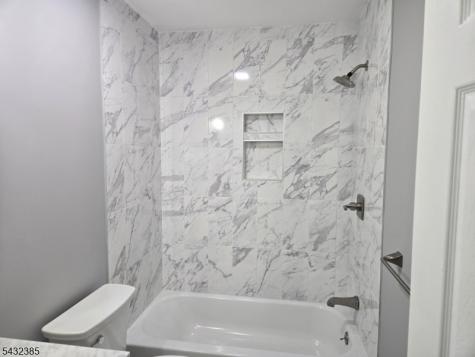 38 Fox Hill Lane Hillsborough NJ 08844