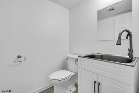 11 Cindy Court Lebanon NJ 08833