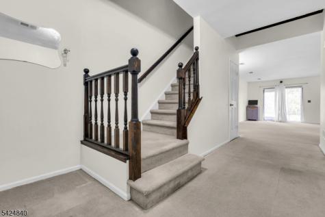 11 Cindy Court Lebanon NJ 08833