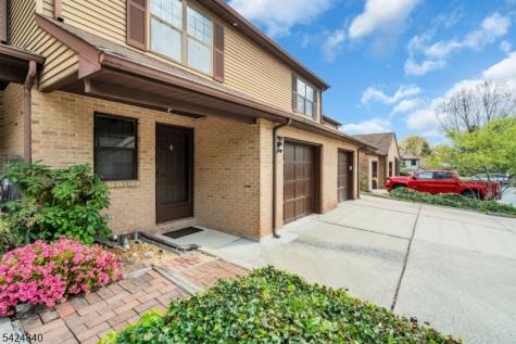 11 Cindy Court Lebanon NJ 08833