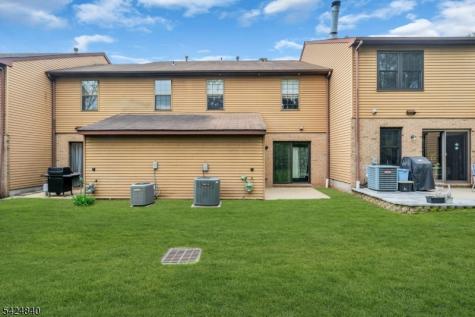 11 Cindy Court Lebanon NJ 08833