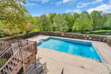 11 Cindy Court Lebanon NJ 08833