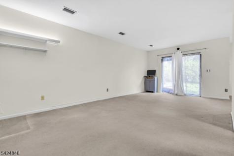 11 Cindy Court Lebanon NJ 08833