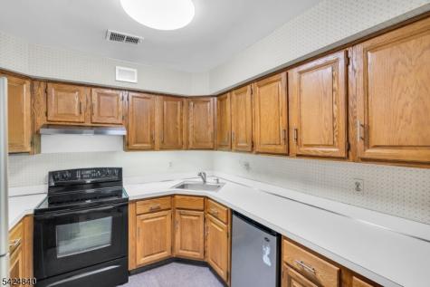 11 Cindy Court Lebanon NJ 08833
