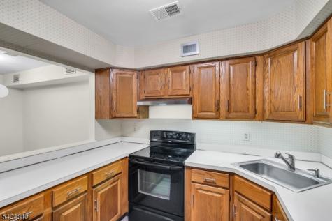 11 Cindy Court Lebanon NJ 08833