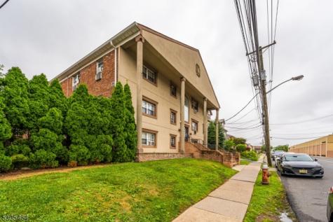 816 W Grand Street Elizabeth NJ 07202