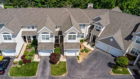1274 Fairview Circle Lopatcong NJ 08886